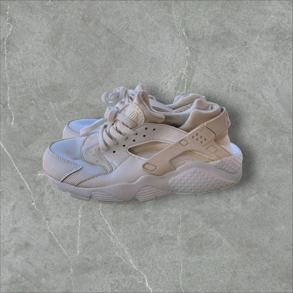Nike‎ Air Huarache Shoes Kids Size 6.5Y White Triple White 654275-110 Sneakers